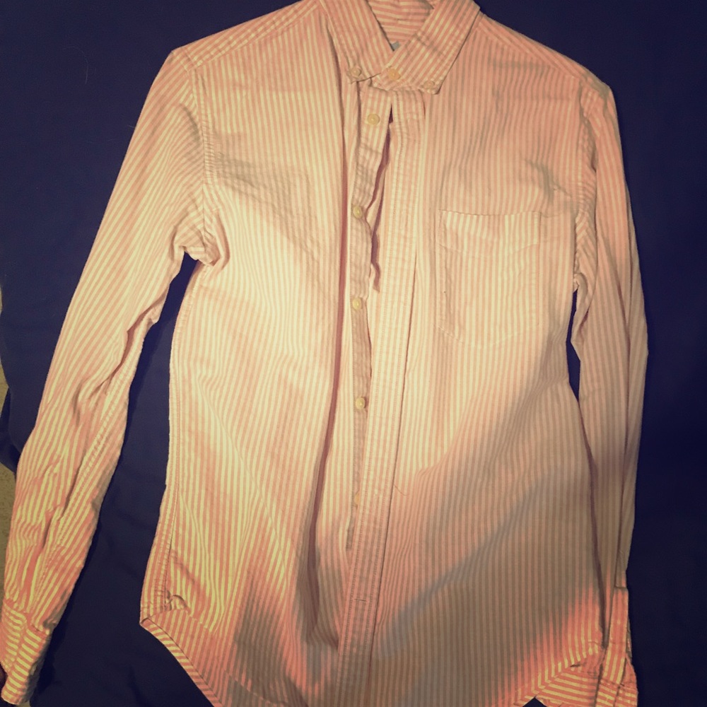 Men’s button down striped shirt